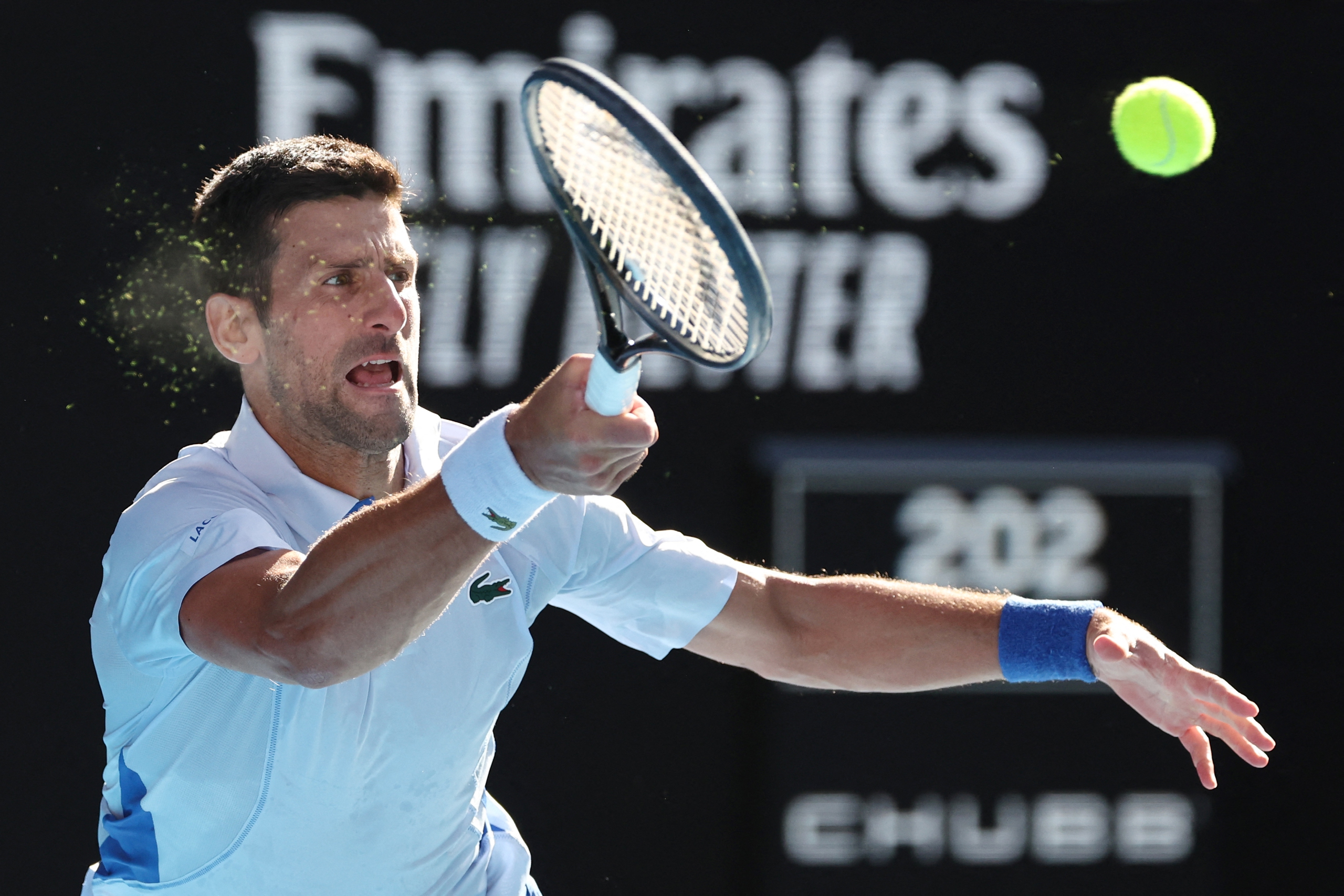 Djokovic bất ngờ dừng bước ở bán kết giải Úc mở rộng- Ảnh 1. Djokovic bất ngờ dừng bước ở bán kết giải Úc mở rộng- Ảnh 1.
