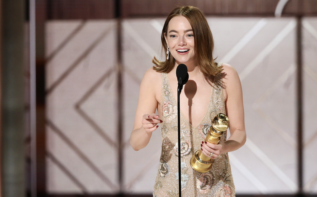 Emma Stone nhận giải Quả Cầu Vàng thứ hai nhờ vai bạo liệt nhất sự nghiệp - 4 Emma Stone nhận giải Quả Cầu Vàng thứ hai nhờ vai bạo liệt nhất sự nghiệp - 4