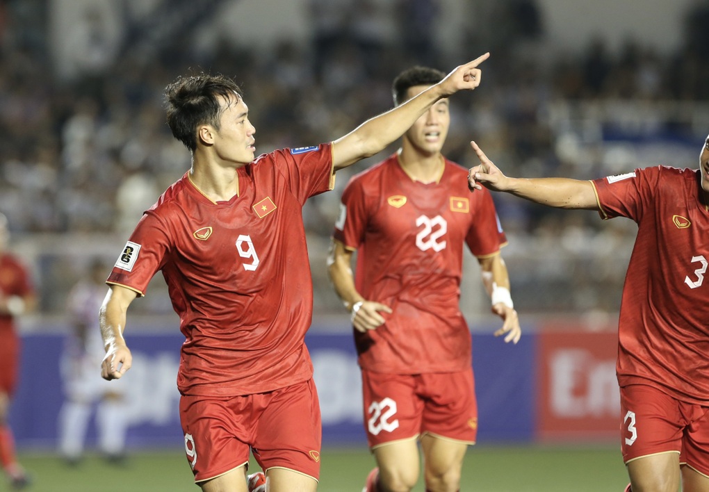 HLV Troussier và bài toán tìm người thay Tiến Linh, Quế Ngọc Hải - 3 HLV Troussier và bài toán tìm người thay Tiến Linh, Quế Ngọc Hải - 3