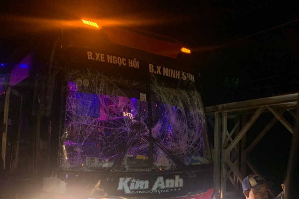 Gia-Lai_va-cham-giao-thong_Đăk Đjrăng.jpeg Gia-Lai_va-cham-giao-thong_Đăk Đjrăng.jpeg