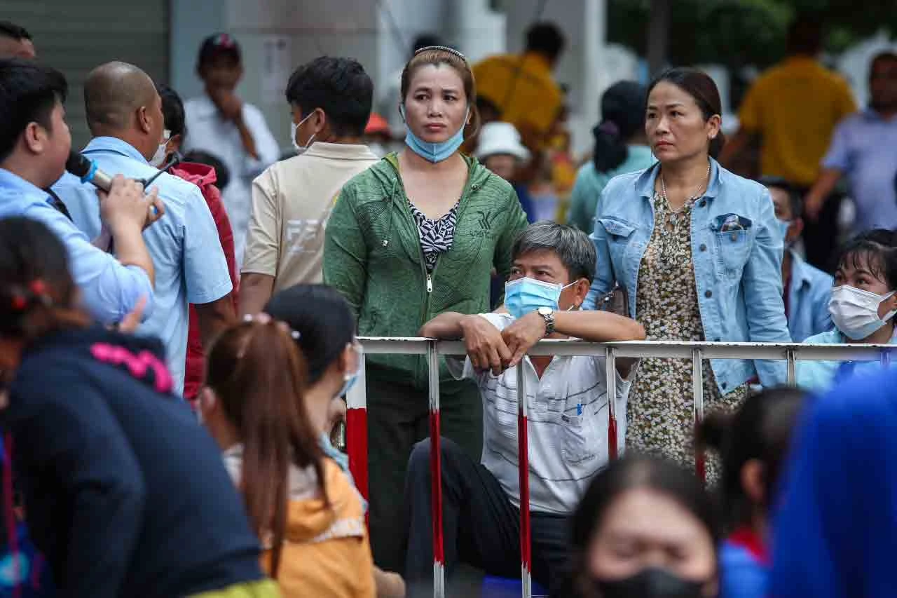 Học phí tăng, sinh viên mong các trường tăng cường học bổng- Ảnh 1. Học phí tăng, sinh viên mong các trường tăng cường học bổng- Ảnh 1.
