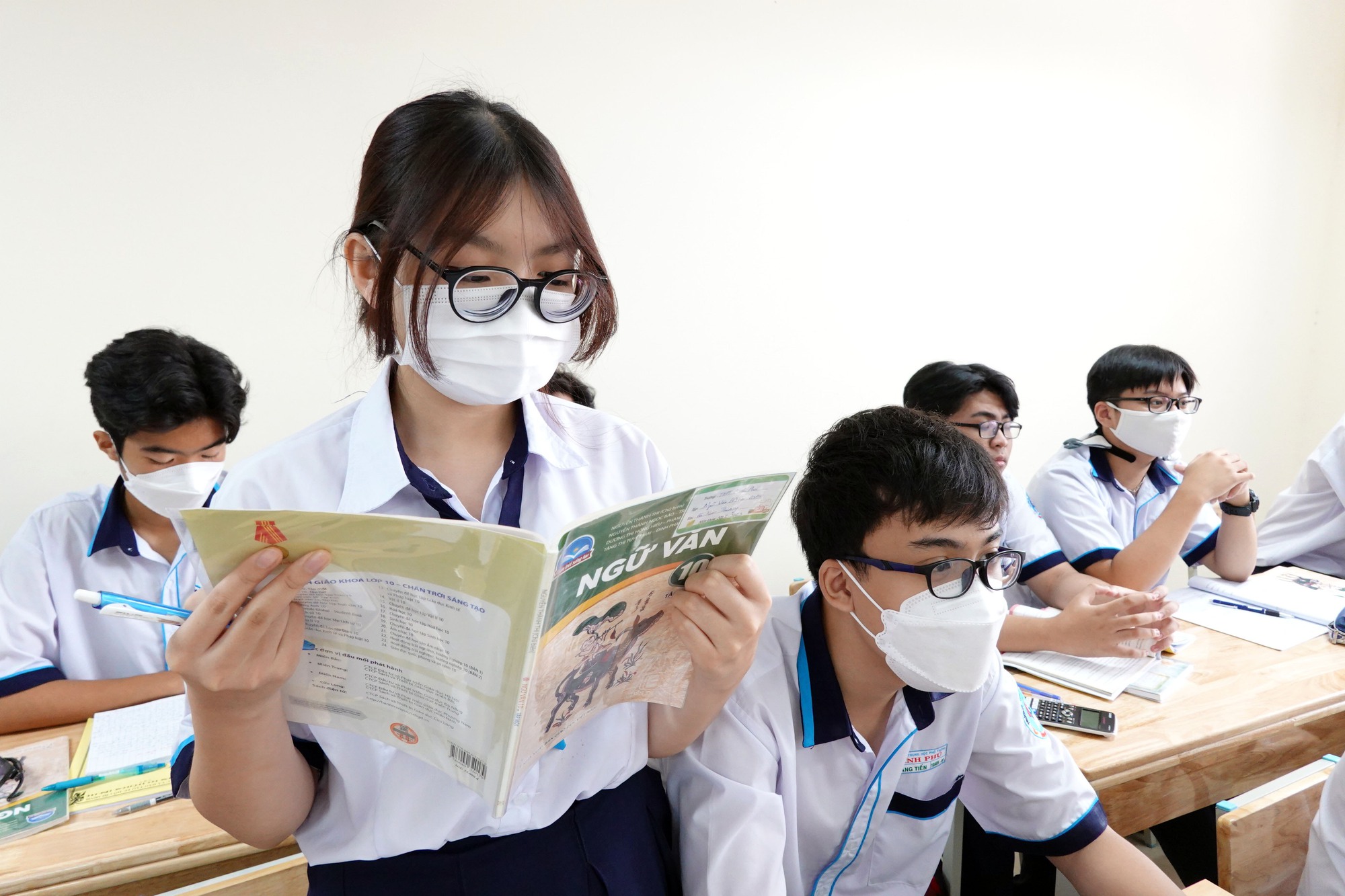 Chương trình giáo dục phổ thông mới: Học sinh lớp 10 đề xuất gì?- Ảnh 1. Chương trình giáo dục phổ thông mới: Học sinh lớp 10 đề xuất gì?- Ảnh 1.