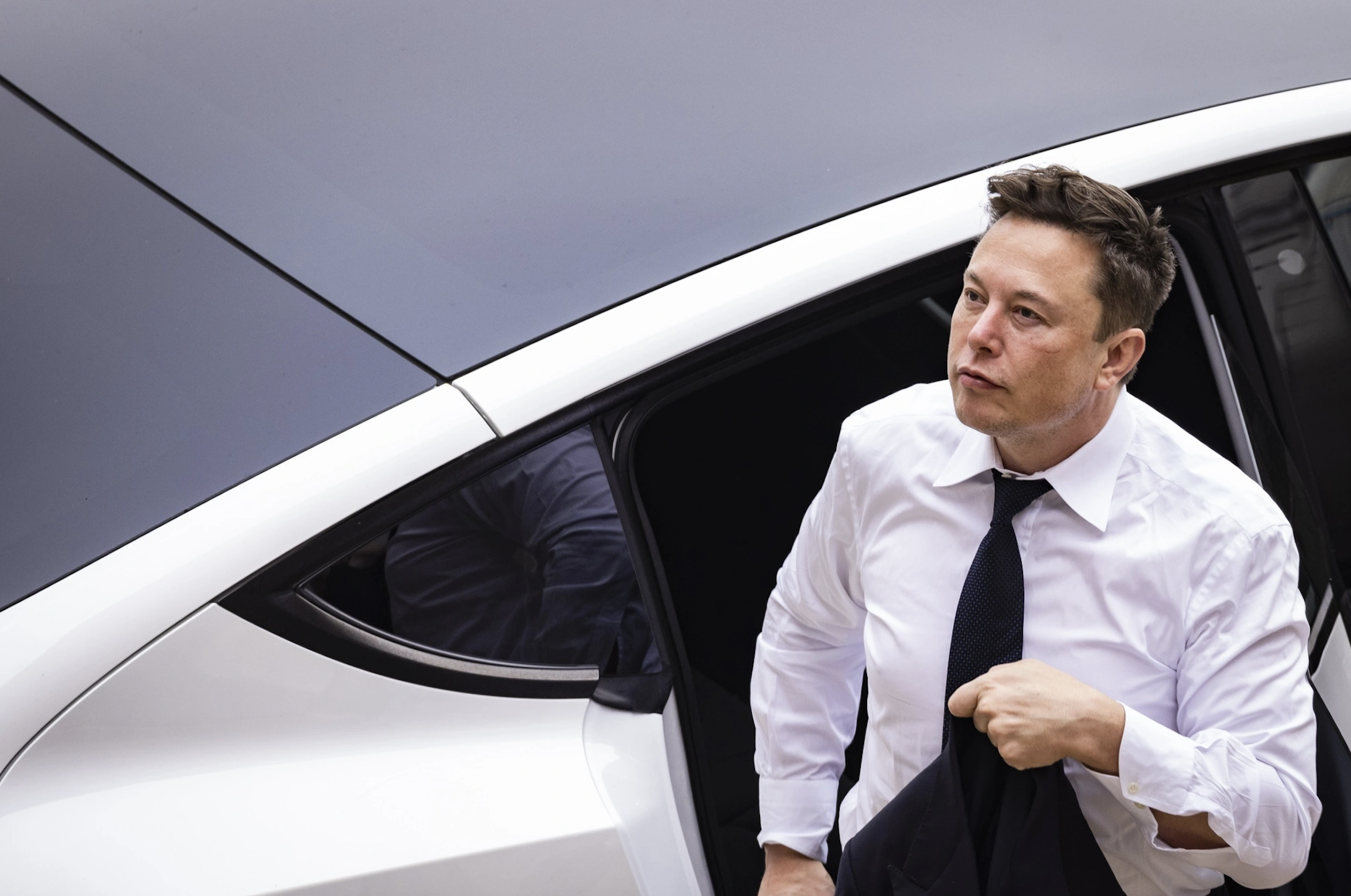 Huyền thoại sụp đổ: Elon Musk vướng loạt rắc rối, đế chế Tesla lao dốc - 2 Huyền thoại sụp đổ: Elon Musk vướng loạt rắc rối, đế chế Tesla lao dốc - 2
