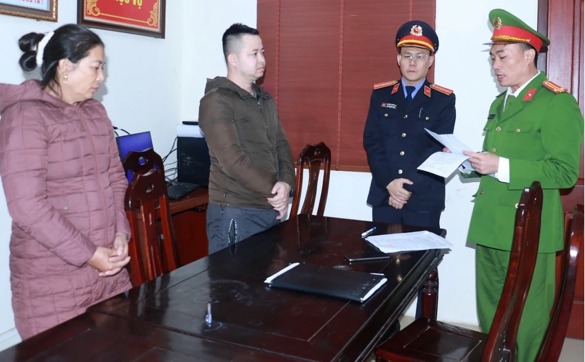Khởi tố 2 bị can buôn bán vảy tê tê trị giá hơn 14 tỉ đồng- Ảnh 1. Khởi tố 2 bị can buôn bán vảy tê tê trị giá hơn 14 tỉ đồng- Ảnh 1.