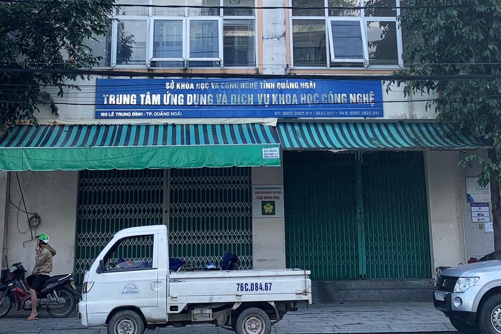 Khởi tố, điều tra hành vi thông thầu tại Sở KHCN Quảng Ngãi - 1 Khởi tố, điều tra hành vi thông thầu tại Sở KHCN Quảng Ngãi - 1