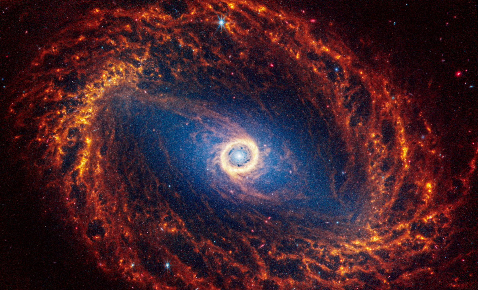 Kính viễn vọng James Webb chụp ảnh tuyệt đẹp về 19 thiên hà xoắn ốc- Ảnh 1.