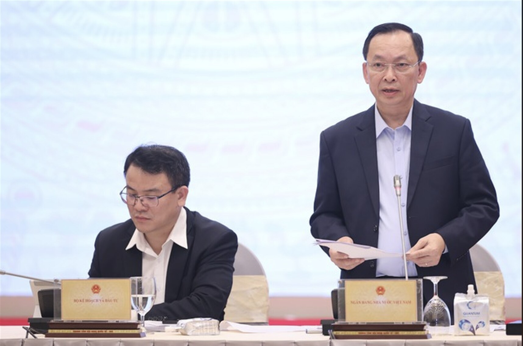 Phó Thống đốc NHNN Đào Minh Tú trả lời báo chí tại họp báo Chính phủ thường kỳ tháng 12/2023