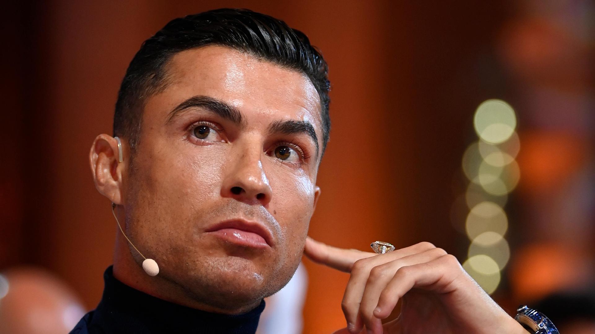 Lý do CLB Al Nassr và Cristiano Ronaldo hủy bỏ 2 trận giao hữu ở Trung Quốc- Ảnh 1. Lý do CLB Al Nassr và Cristiano Ronaldo hủy bỏ 2 trận giao hữu ở Trung Quốc- Ảnh 1.