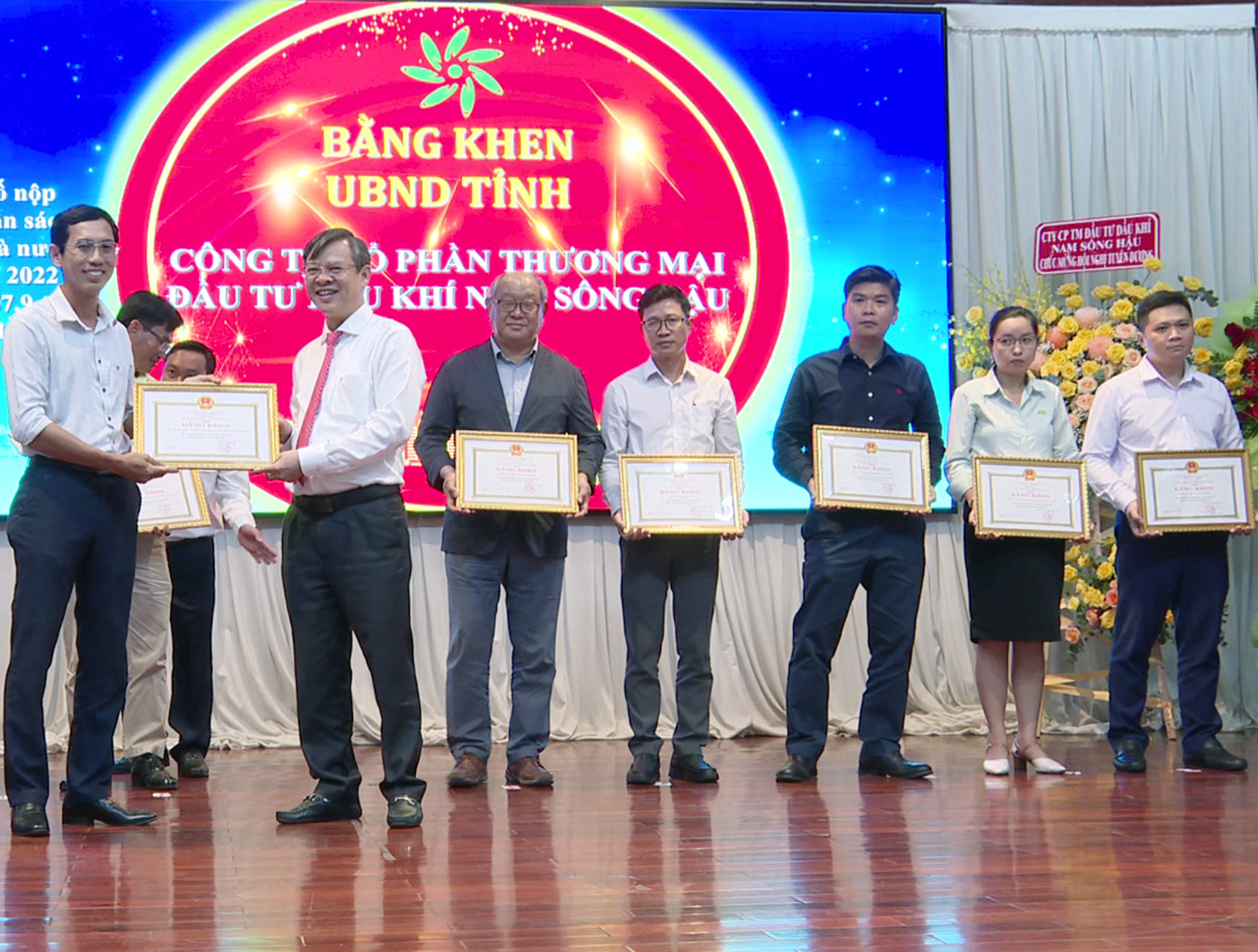 NSH Petro phấn đấu hoàn thành sớm nghĩa vụ thuế nhà nước- Ảnh 1. NSH Petro phấn đấu hoàn thành sớm nghĩa vụ thuế nhà nước- Ảnh 1.