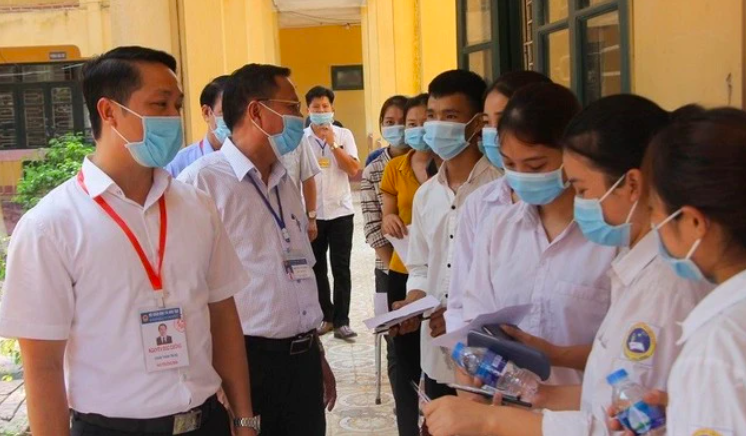 Năm 2023, thanh tra Bộ GD-ĐT xử phạt vi phạm hành chính hơn 700 triệu đồng- Ảnh 1. Năm 2023, thanh tra Bộ GD-ĐT xử phạt vi phạm hành chính hơn 700 triệu đồng- Ảnh 1.