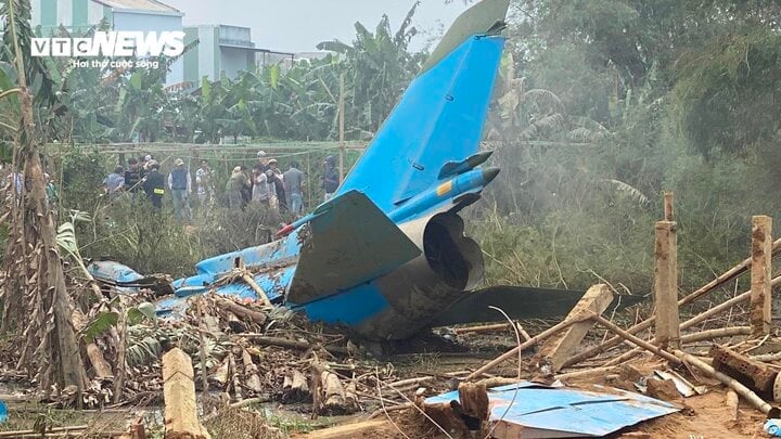 Máy bay quân sự rơi ở khu vực Sa Cát.