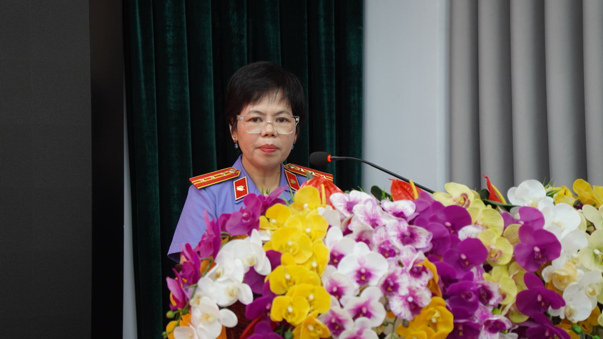 Sau hơn 27 năm, ông Nguyễn Văn Khẩn nhận lời xin lỗi từ Viện KSND TP.HCM- Ảnh 1. Sau hơn 27 năm, ông Nguyễn Văn Khẩn nhận lời xin lỗi từ Viện KSND TP.HCM- Ảnh 1.
