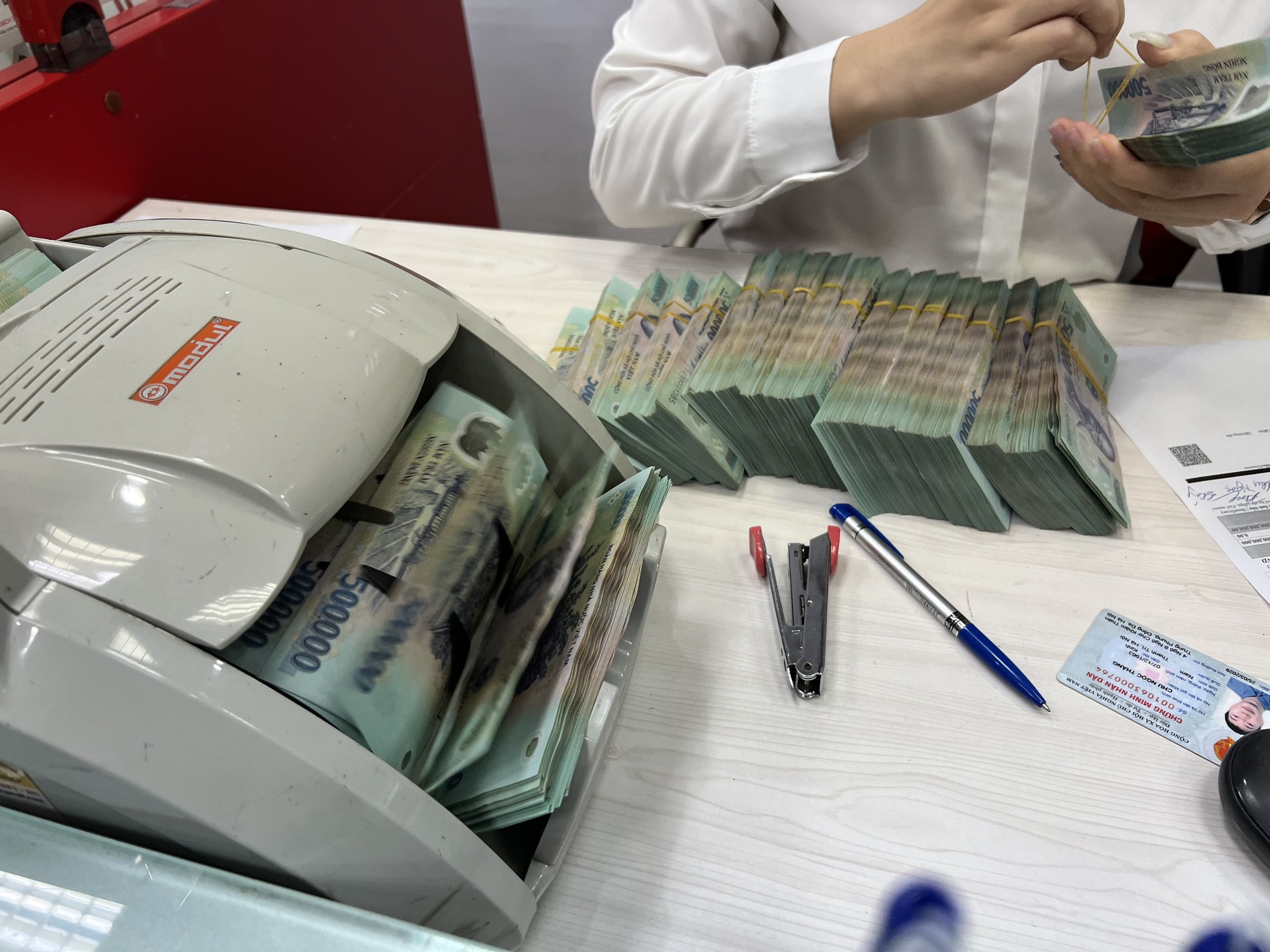 Công ty kinh doanh thua lỗ do sét đánh nhiều lần- Ảnh 1. Công ty kinh doanh thua lỗ do sét đánh nhiều lần- Ảnh 1.