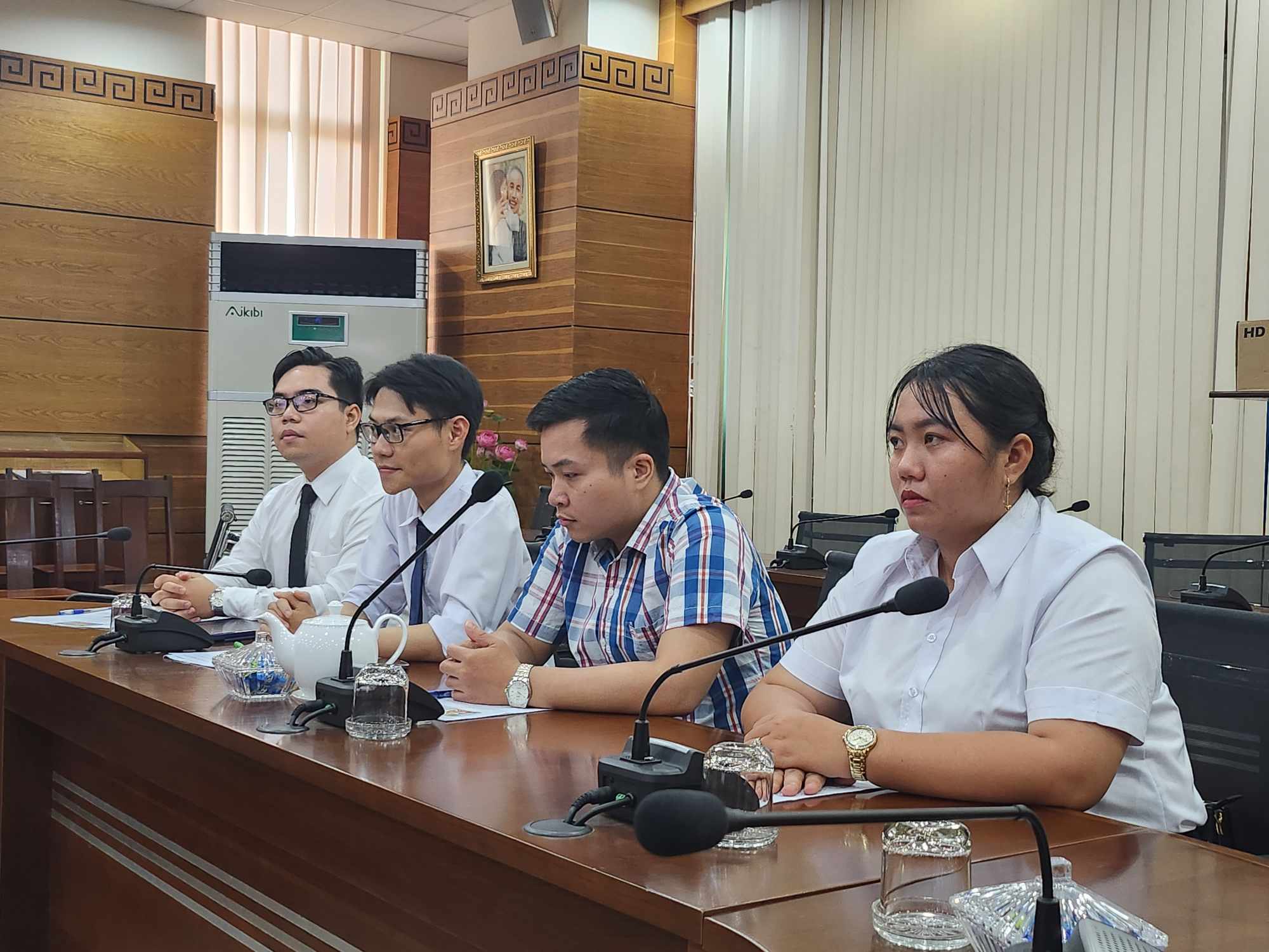 Sinh viên xuất sắc trúng tuyển theo chính sách thu hút nhân tài sẽ dạy trường nào?- Ảnh 1. Sinh viên xuất sắc trúng tuyển theo chính sách thu hút nhân tài sẽ dạy trường nào?- Ảnh 1.
