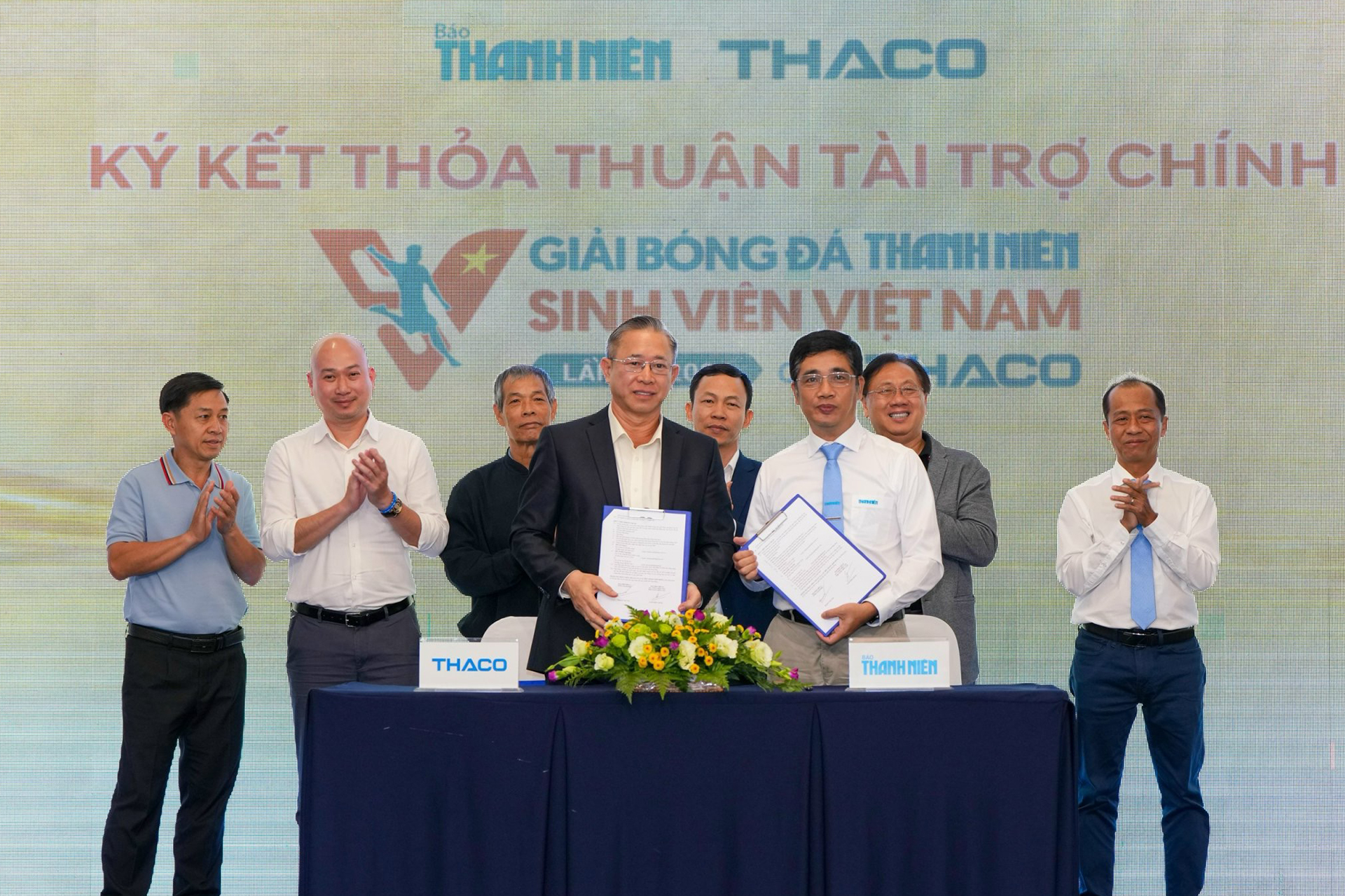 Tổng Giám đốc THACO ký kết thoả thuận tài trợ chính với Báo Thanh niên 1920x1280