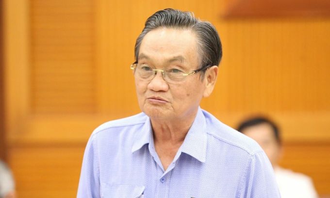 Ông Trần Du Lịch phát biểu tại cuộc họp Ban chỉ đạo thực hiện Nghị quyết 98 cấp TP HCM, chiều 15/1. Ảnh: An Phương