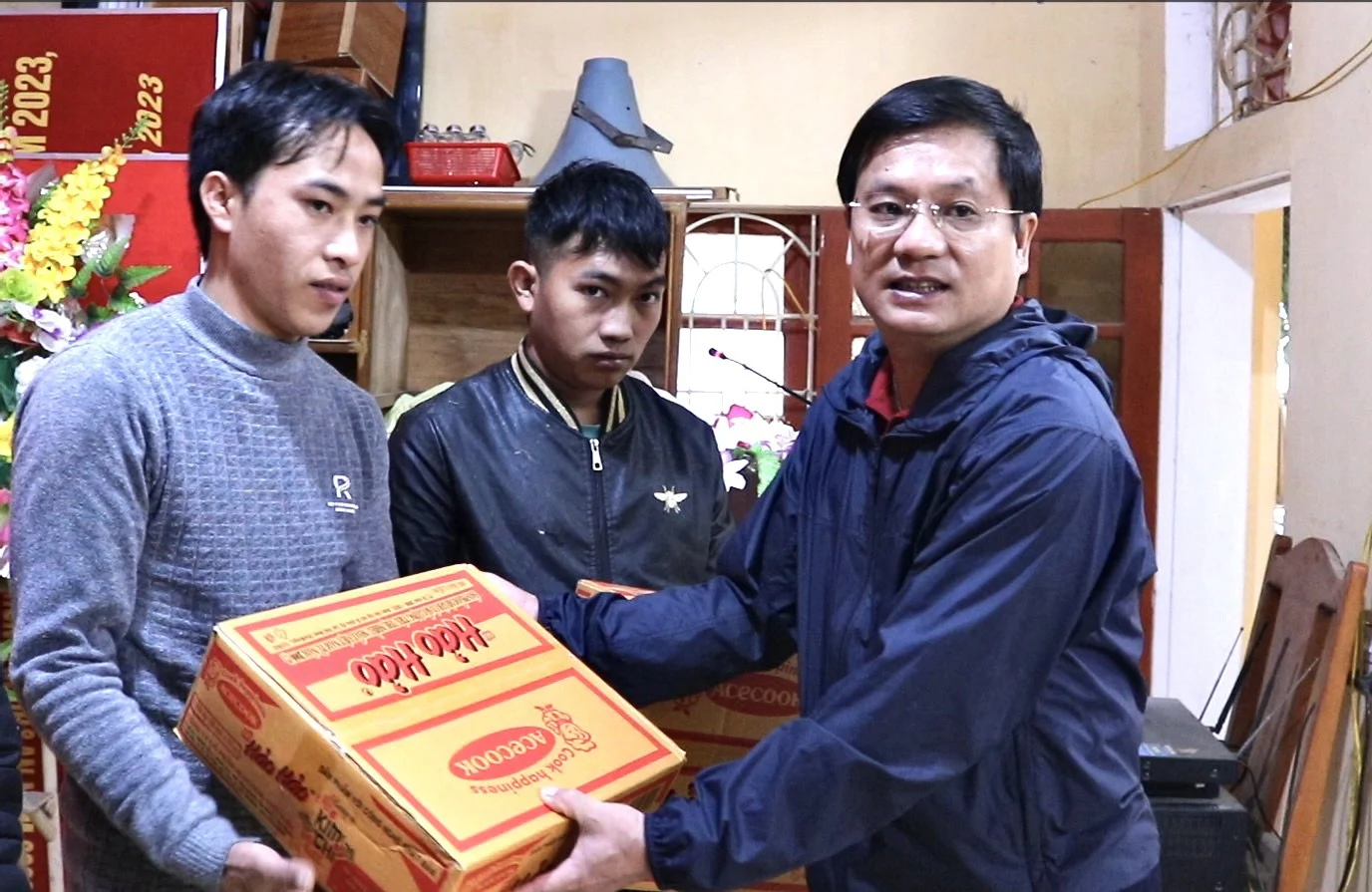 tap chi gia dinh viet nam to chuc chuong trinh tet se chia xuan yeu thuong tai tinh yen bai hinh 1