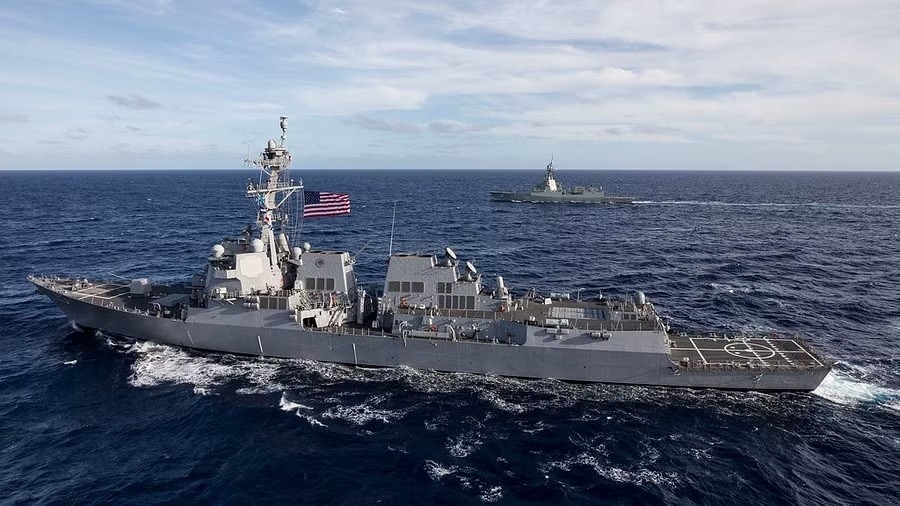 Tàu khu trục Mỹ đi qua eo biển Đài Loan, Trung Quốc nói 'đã xử lý'. (Nguồn: US Navy)