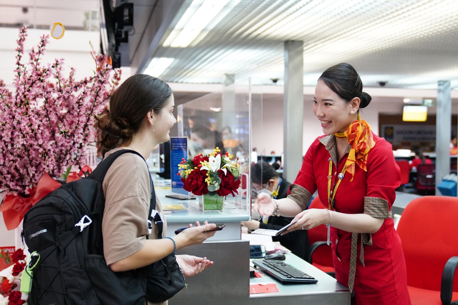 Thêm 154.800 vé bay tết vừa được Vietjet mở bán cho khách hàng- Ảnh 1. Thêm 154.800 vé bay tết vừa được Vietjet mở bán cho khách hàng- Ảnh 1.