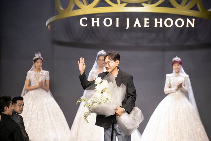 Thương hiệu váy cưới xa xỉ Choi Jae Hoon ra mắt tại Việt Nam - 1