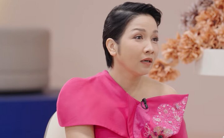 Diva Mỹ Linh chia sẻ trong chương trình.