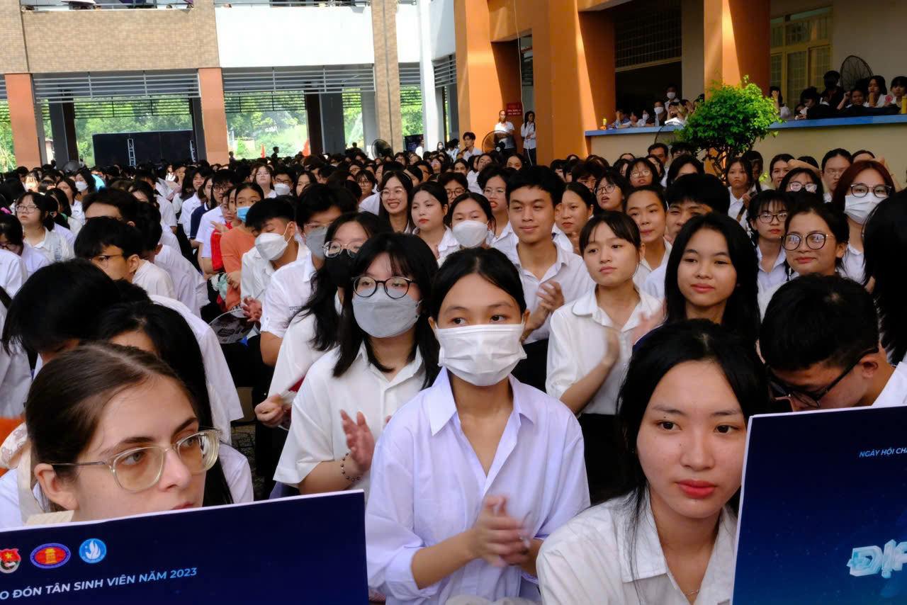Năm 2024: Trường ĐH Khoa học xã hội & nhân văn TP.HCM không còn chương trình chất lượng cao- Ảnh 1. Năm 2024: Trường ĐH Khoa học xã hội & nhân văn TP.HCM không còn chương trình chất lượng cao- Ảnh 1.