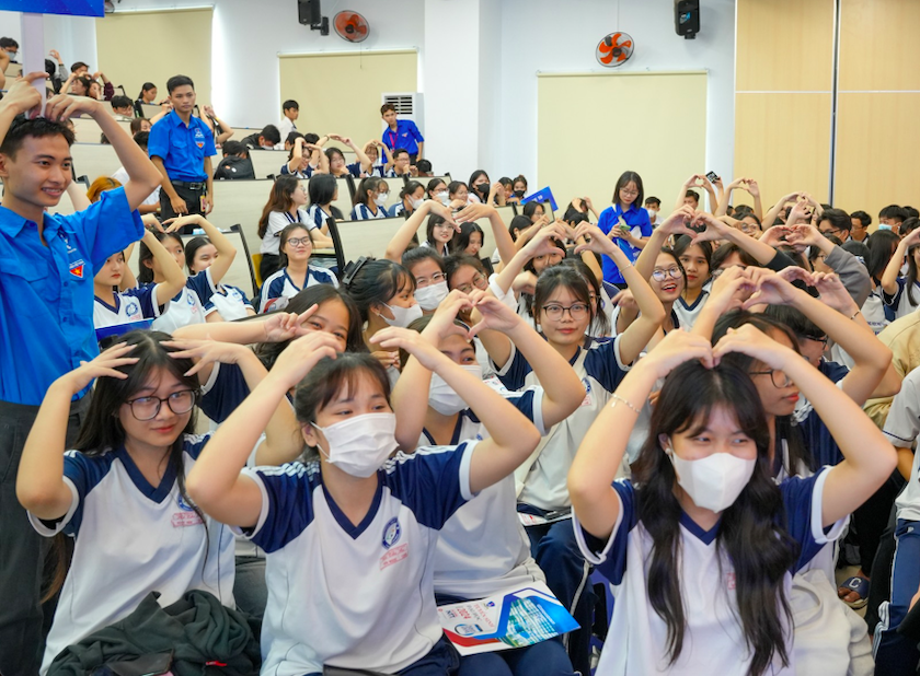 Tuyển sinh 2024: Trường ĐH Nguyễn Tất Thành xét tuyển 10.000 chỉ tiêu, mở 2 ngành mới- Ảnh 1. Tuyển sinh 2024: Trường ĐH Nguyễn Tất Thành xét tuyển 10.000 chỉ tiêu, mở 2 ngành mới- Ảnh 1.