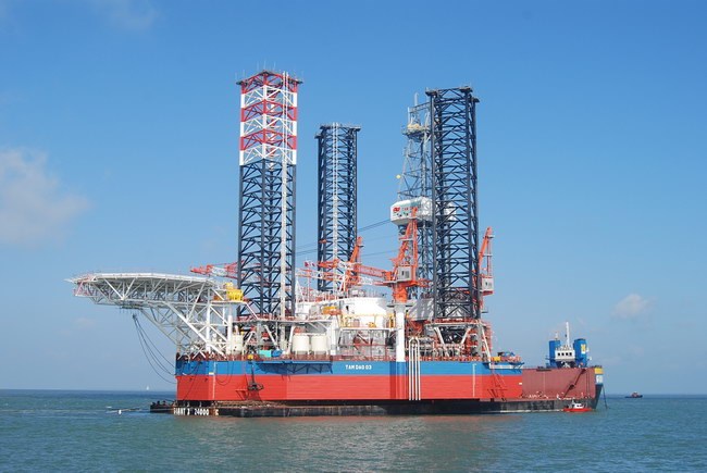Tuần leo dốc thứ hai trong năm của giá dầu