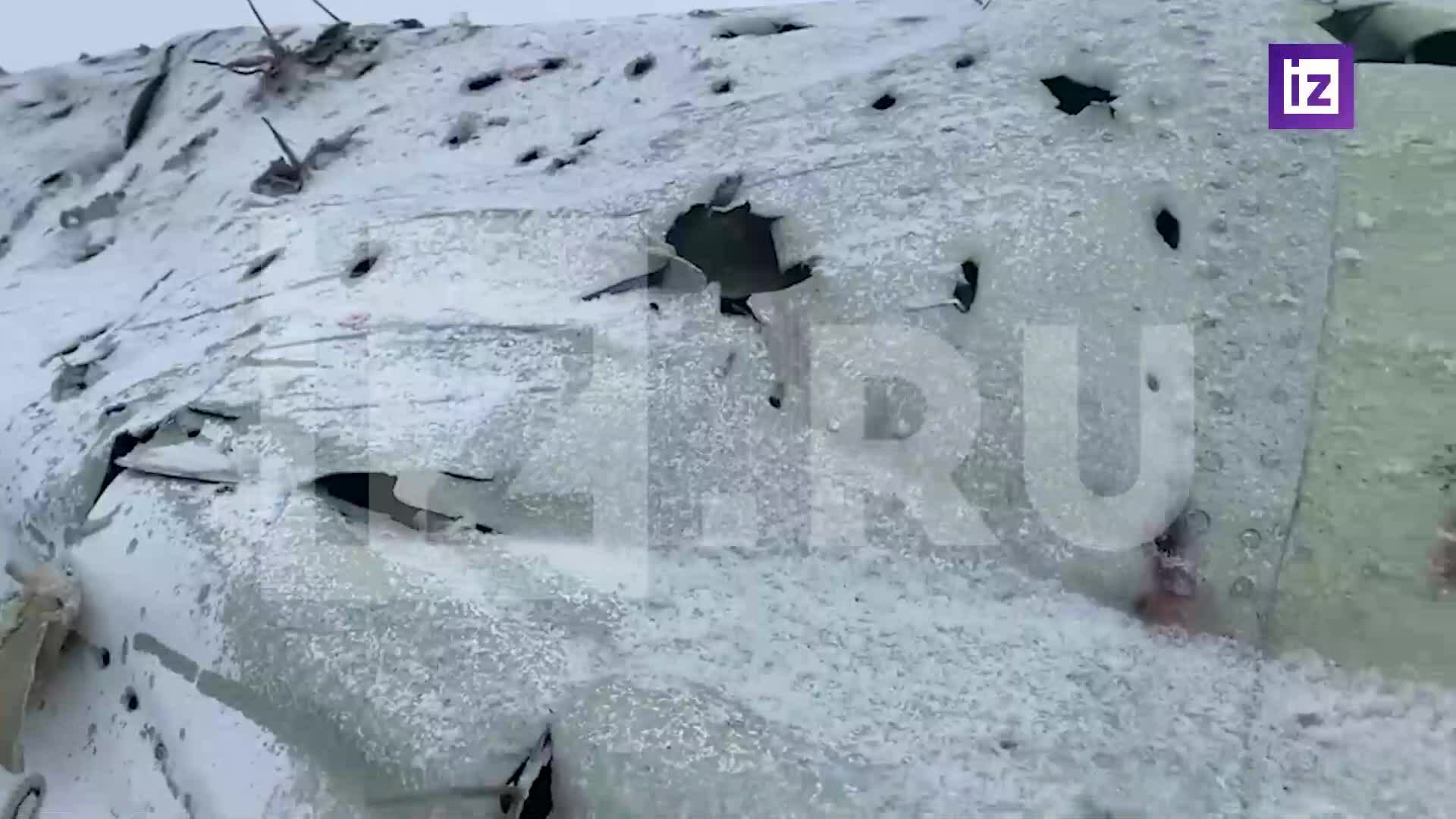 Xác vận tải cơ Nga chi chít lỗ thủng tại hiện trường vụ rơi