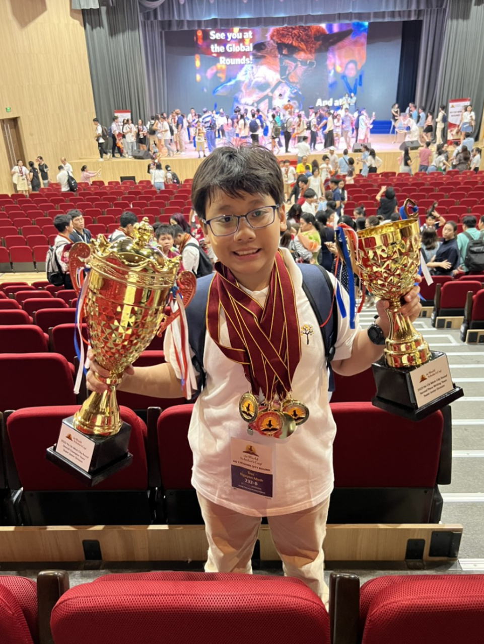 Cậu bé lớp 5 thi lần đầu đạt IELTS 7.5, không học thêm ở trung tâm - 4 Cậu bé lớp 5 thi lần đầu đạt IELTS 7.5, không học thêm ở trung tâm - 4