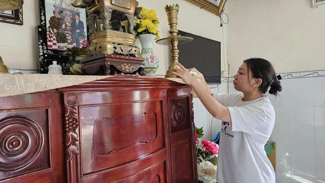 Nữ cử nhân tình nguyện lên đường bảo vệ Tổ quốc- Ảnh 1. Nữ cử nhân tình nguyện lên đường bảo vệ Tổ quốc- Ảnh 1.