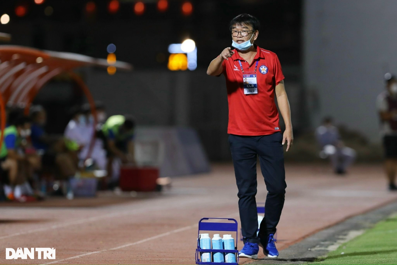 Chuyên gia: Trận đấu với Nhật Bản giải tỏa áp lực cho HLV Troussier - 1 Chuyên gia: Trận đấu với Nhật Bản giải tỏa áp lực cho HLV Troussier - 1