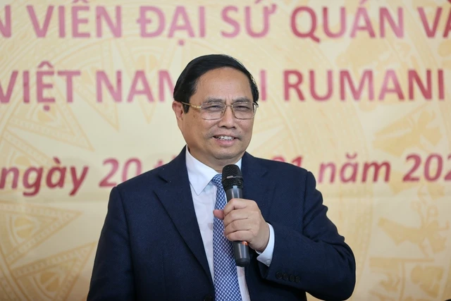 Thủ tướng: Giải quyết công việc của bà con kiều bào phải 'như việc của nhà mình'- Ảnh 3. Thủ tướng: Giải quyết công việc của bà con kiều bào phải 'như việc của nhà mình'- Ảnh 3.