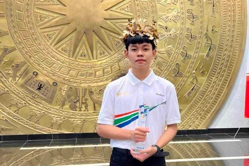Nam sinh Phú Yên giành vé vào chung kết Olympia nhiều lần khóc vì thất bại - 2