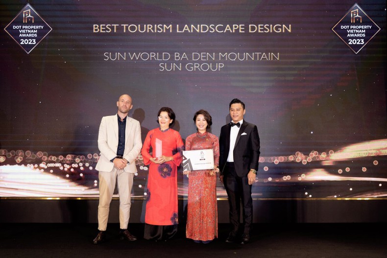 Sun World Ba Den Mountain thắng giải “Khu du lịch có thiết kế cảnh quan đẹp nhất Việt Nam 2023” ảnh 1