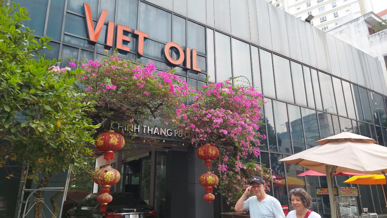 xuyen-viet-oil-755 - Vietnam.vn Xuyên Việt Oil.jpg