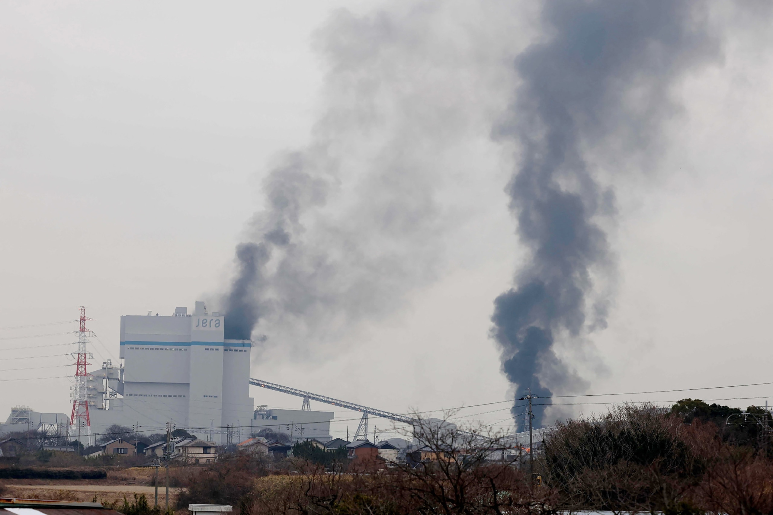 Cháy nổ nhà máy nhiệt điện lớn tại Nhật Bản- Ảnh 4.