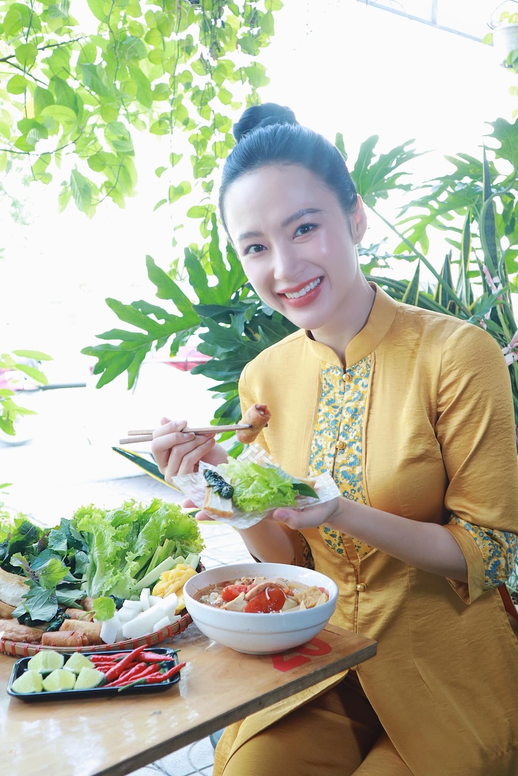 Dàn sao Kính vạn hoa sau 20 năm: Nữ chính ở ẩn, nữ phụ ăn chay trường - 14 Dàn sao Kính vạn hoa sau 20 năm: Nữ chính ở ẩn, nữ phụ ăn chay trường - 14
