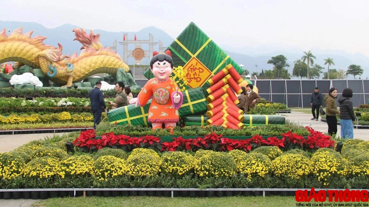 Trầm trồ trước linh vật Trầm trồ trước linh vật