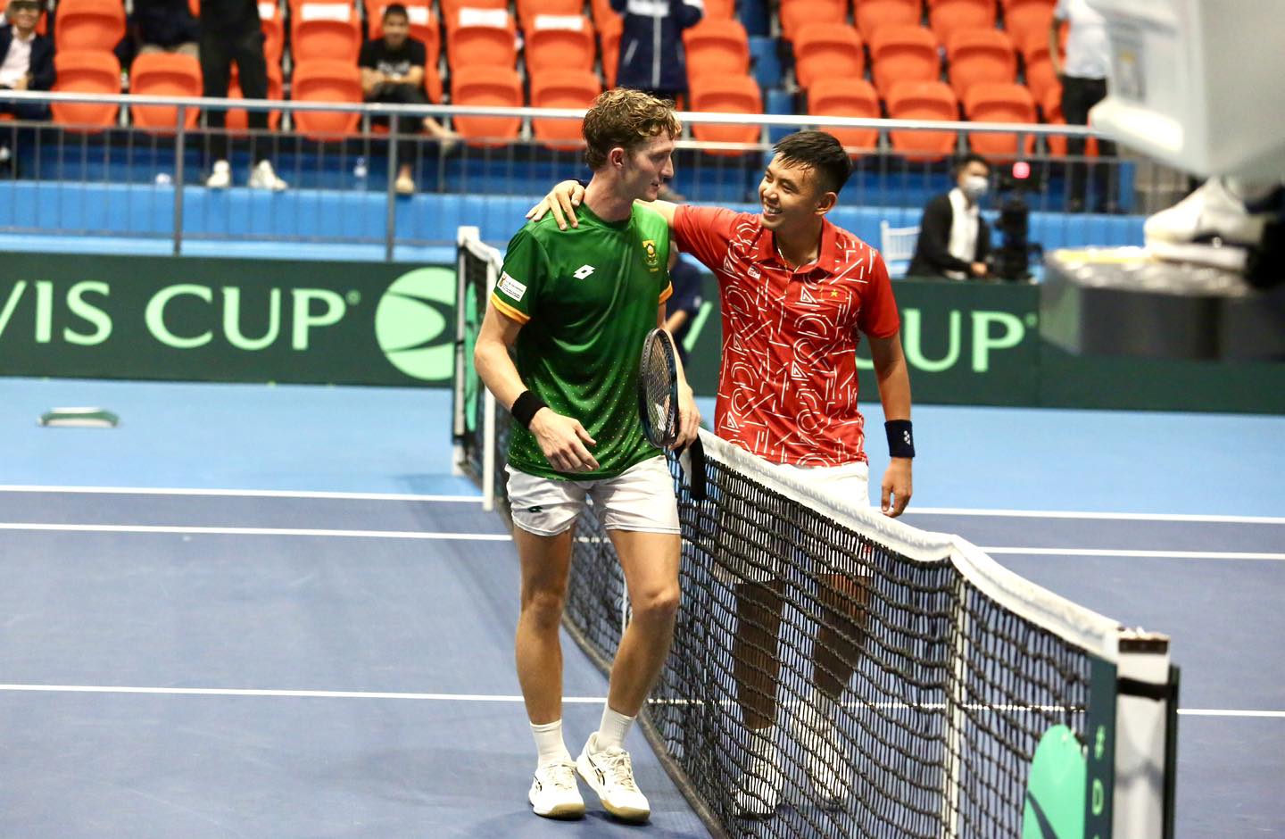 Đội tuyển quần vợt Việt Nam thất thủ trước Nam Phi ở play-off Davis Cup nhóm II- Ảnh 2. Đội tuyển quần vợt Việt Nam thất thủ trước Nam Phi ở play-off Davis Cup nhóm II- Ảnh 2.