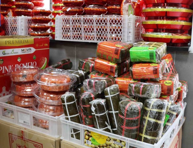 Người Việt khắp nơi rộn ràng đón Tết Nguyên đán - Ảnh 18. Người Việt khắp nơi rộn ràng đón Tết Nguyên đán - Ảnh 18.