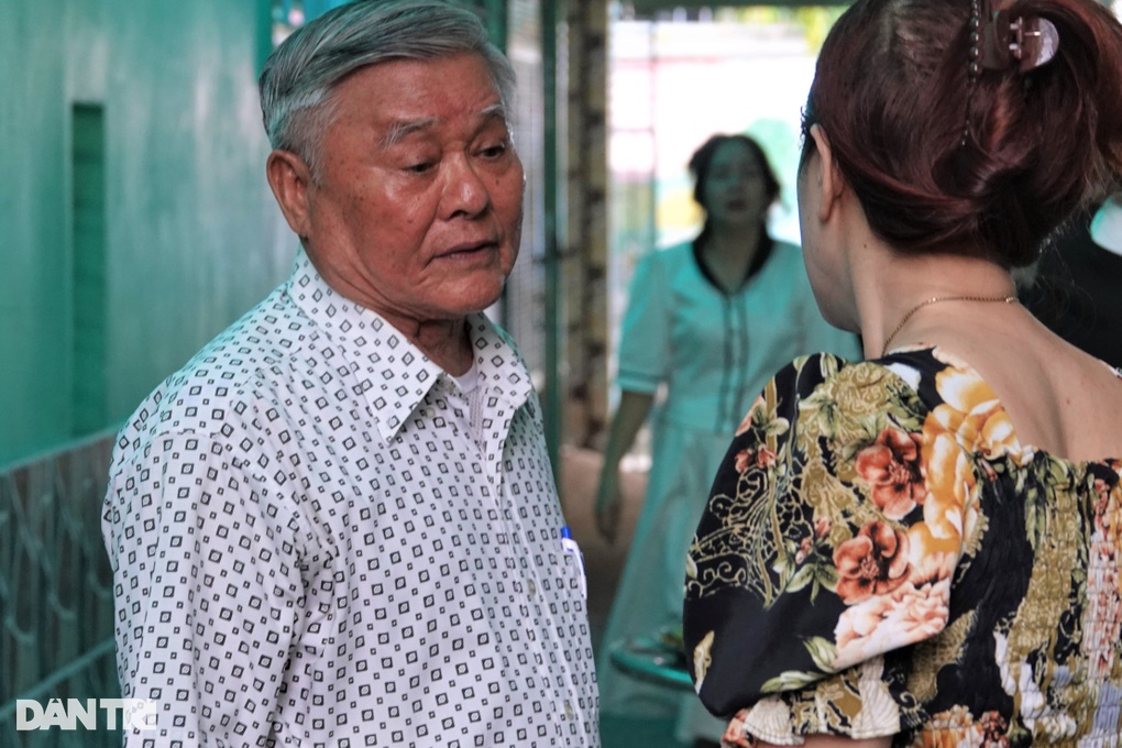 Chủ trọ tuổi 80 chi 40 triệu đồng đãi tiệc tất niên, tặng quà công nhân - 2 Chủ trọ tuổi 80 chi 40 triệu đồng đãi tiệc tất niên, tặng quà công nhân - 2
