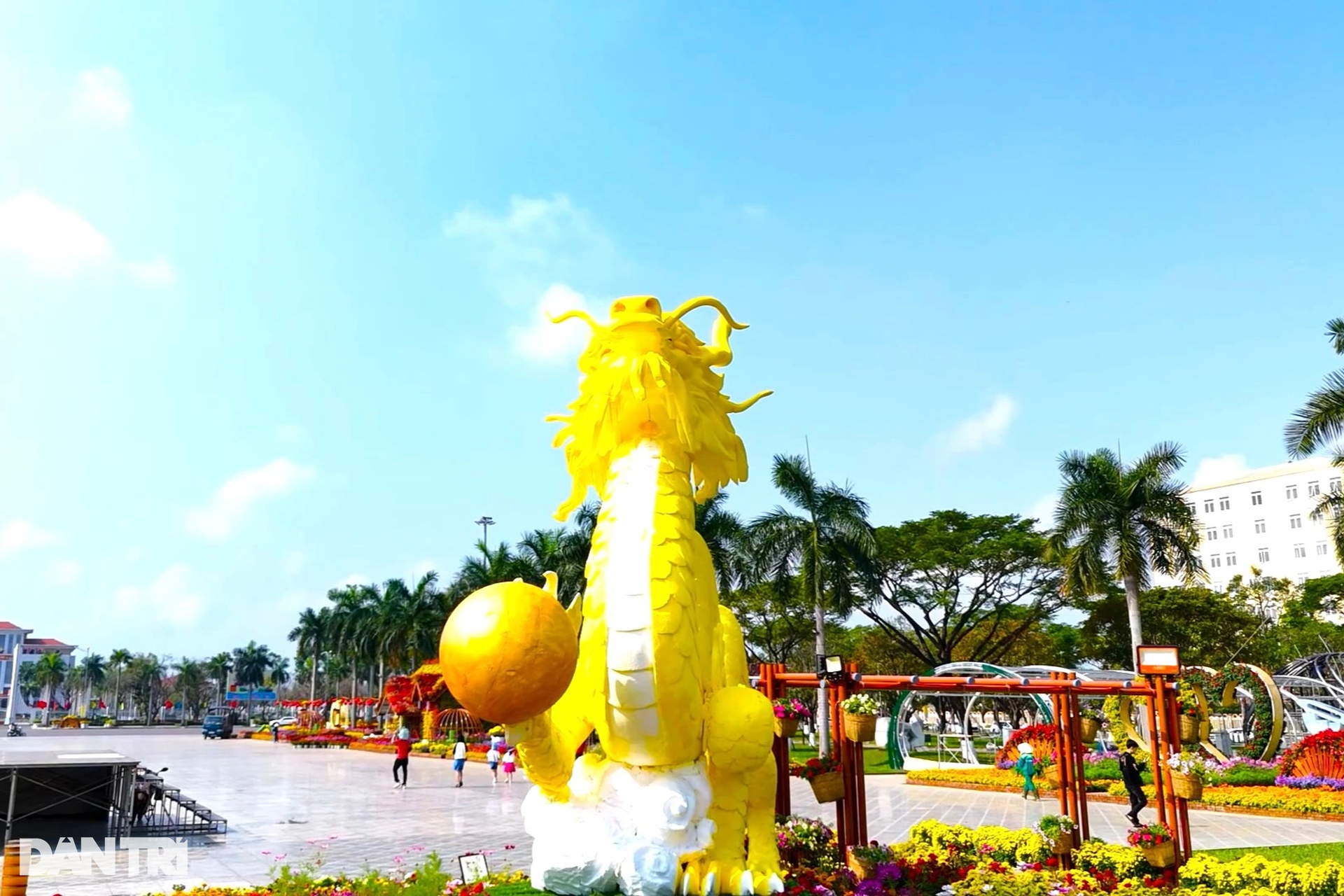 Hình ảnh linh vật rồng nhận mưa lời khen ở Quảng Nam - 8 Hình ảnh linh vật rồng nhận mưa lời khen ở Quảng Nam - 8