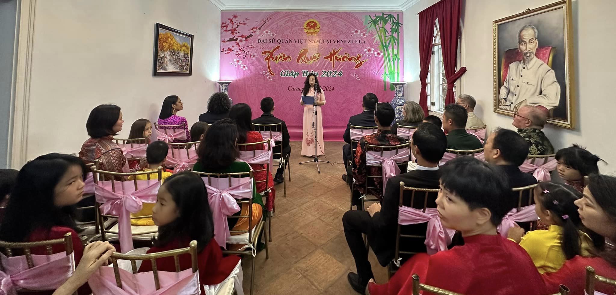 Tết cộng đồng - ngày hội trọn vẹn của kiều bào- Ảnh 10. Tết cộng đồng - ngày hội trọn vẹn của kiều bào- Ảnh 10.