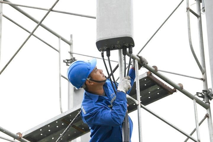 VNPT phát sóng hơn 100 điểm trạm 5G trên 10 tỉnh thành phố.