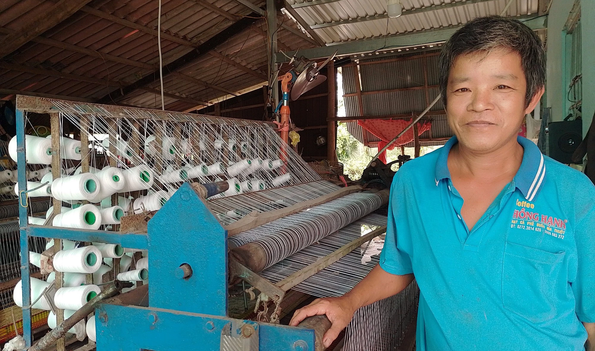 Nửa đêm đi mua chiếu ở chợ ma Đồng Tháp - Ảnh 5. Nửa đêm đi mua chiếu ở chợ ma Đồng Tháp - Ảnh 5.