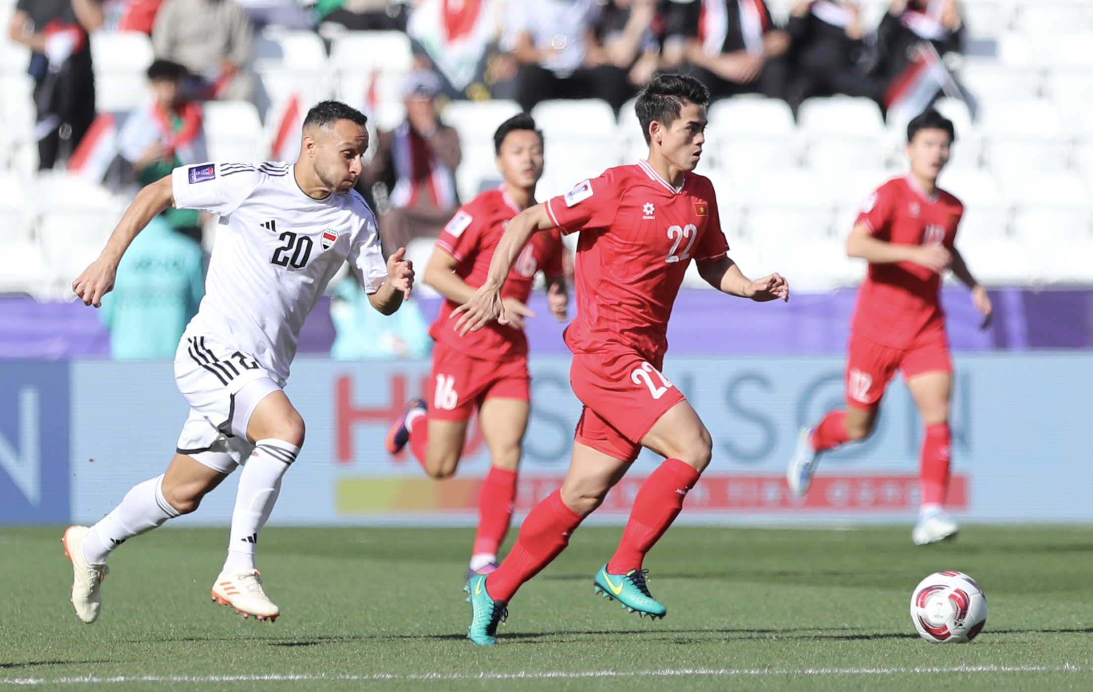 Khuất Văn Khang trong trận đội tuyển Việt Nam gặp đội Iraq tại Asian Cup 2023 Khuất Văn Khang trong trận đội tuyển Việt Nam gặp đội Iraq tại Asian Cup 2023