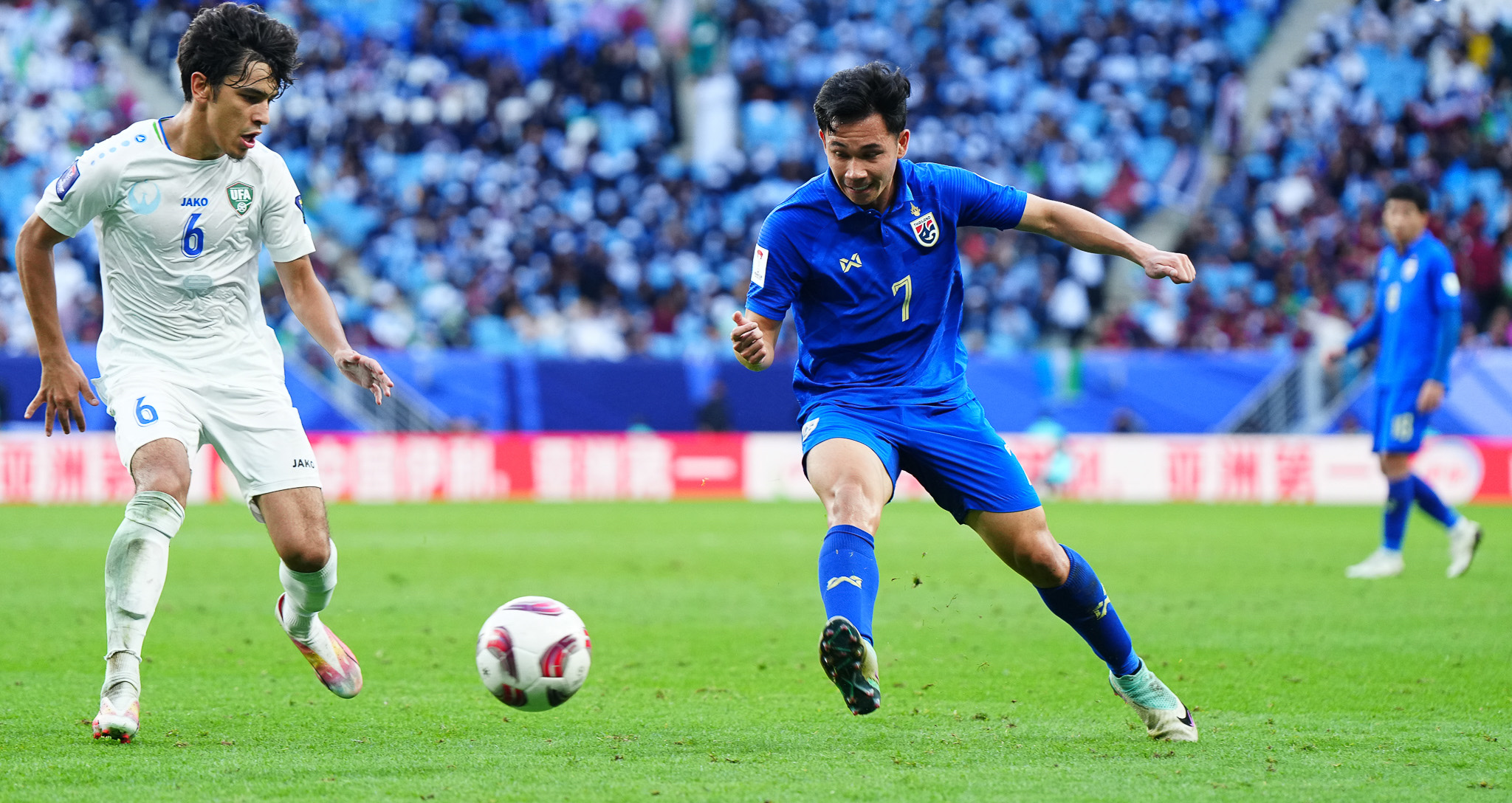Tình cảnh trái ngược của đội tuyển Việt Nam và Thái Lan sau Asian Cup 2023- Ảnh 2. Tình cảnh trái ngược của đội tuyển Việt Nam và Thái Lan sau Asian Cup 2023- Ảnh 2.