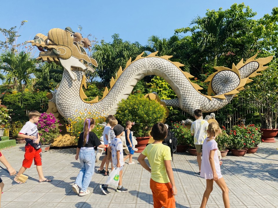Khánh Hòa: Sân bay, cao tốc thuận lợi đẩy lượng khách du Xuân tăng cao- Ảnh 6. Khánh Hòa: Sân bay, cao tốc thuận lợi đẩy lượng khách du Xuân tăng cao- Ảnh 6.