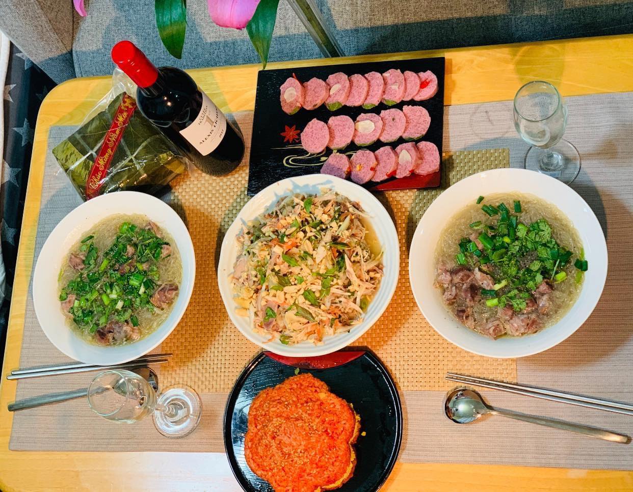 Người Việt ở nước ngoài: Mong về Việt Nam đón Tết! - Ảnh 7. Người Việt ở nước ngoài: Mong về Việt Nam đón Tết! - Ảnh 7.